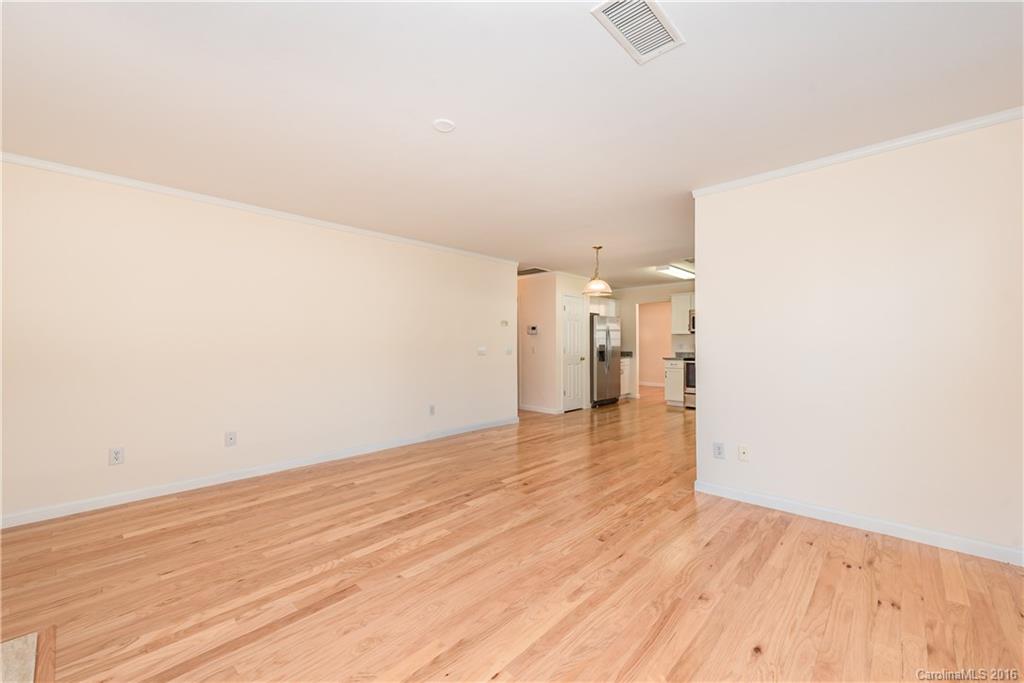 11330 Gold Pan Road Charlotte, NC 28215 - Photo 7 of 24 Gallery Image 7