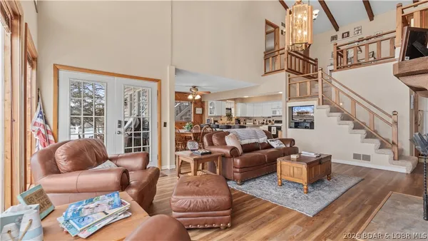 $999,000 | 29532 Crum Drive, Rocky Mount, MO 65072