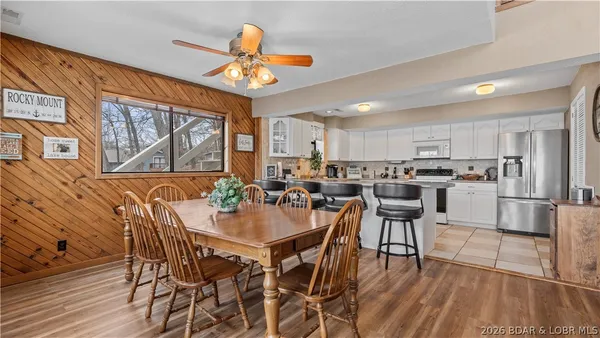 $999,000 | 29532 Crum Drive, Rocky Mount, MO 65072