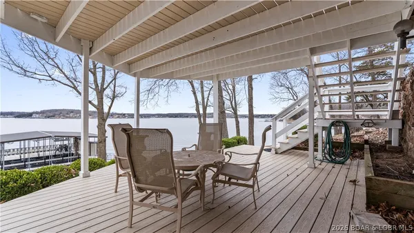 $999,000 | 29532 Crum Drive, Rocky Mount, MO 65072