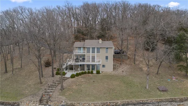 $999,000 | 29532 Crum Drive, Rocky Mount, MO 65072