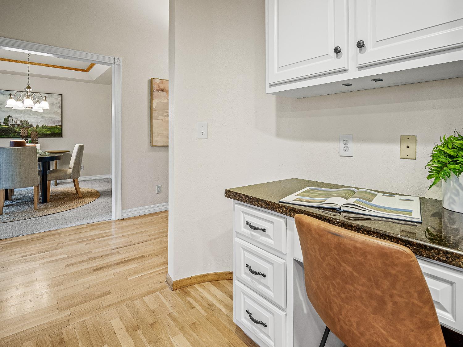 3169 Ridgeview Drive El Dorado Hills, CA 95762 - Photo 14 of 46 Convenient office space located in the kitchen area