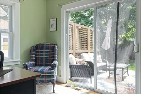 $375,000 | 14 Boyden Boulevard, East Providence, RI 02915