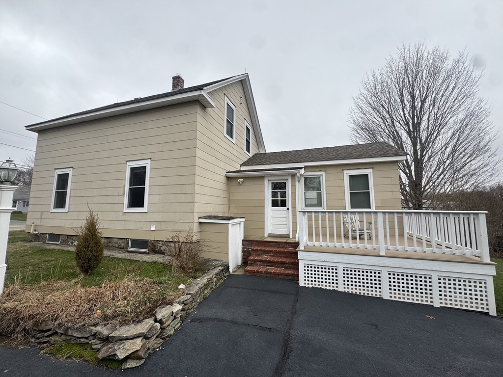 39 Burt Street Berkley, MA 02779 - Photo 2 of 22