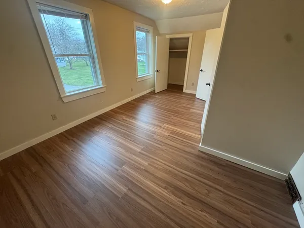 $2,400 | 39 Burt Street, Berkley, MA 02779