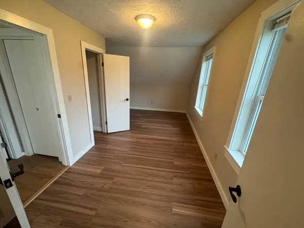 $2,400 | 39 Burt Street, Berkley, MA 02779