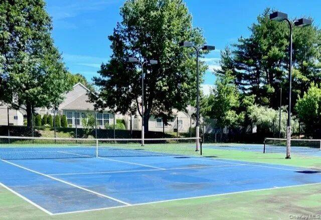 587 Leisure Drive Ridge, NY 11961 - Photo 48 of 49 a view of a basketball court