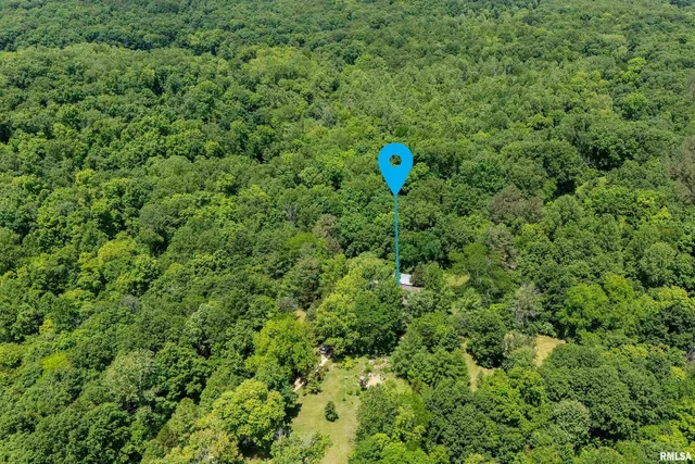 $725,000 | 310 Cross Creek Lane, Cobden, IL 62920