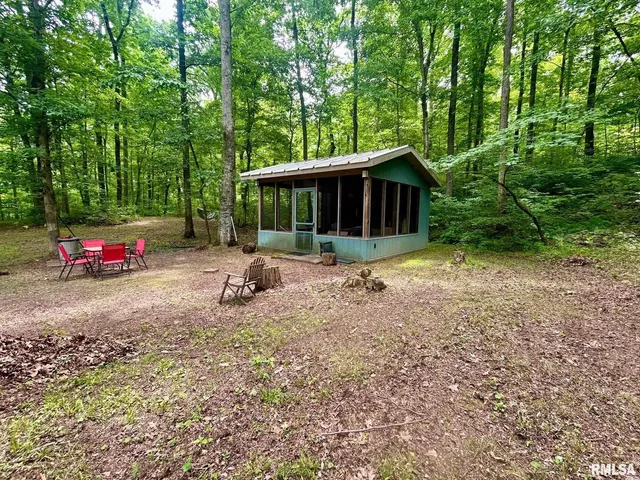 $725,000 | 310 Cross Creek Lane, Cobden, IL 62920