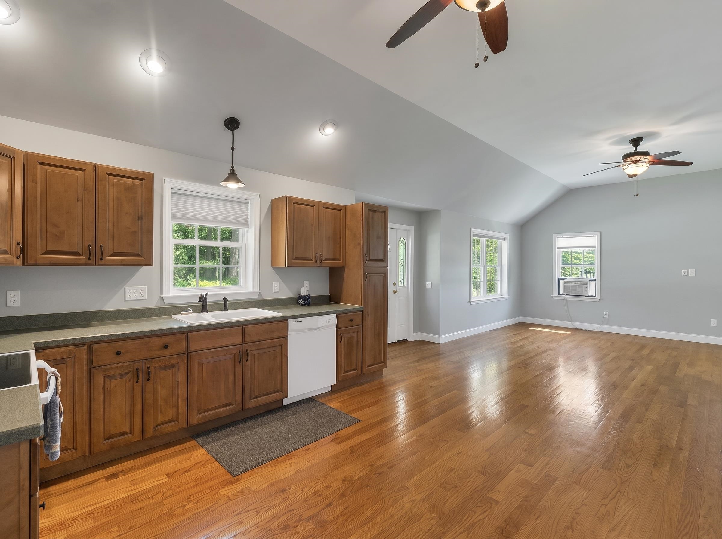 11 Burnham Road Hudson, NH 03051 - Photo 14 of 49 Gallery Image 14