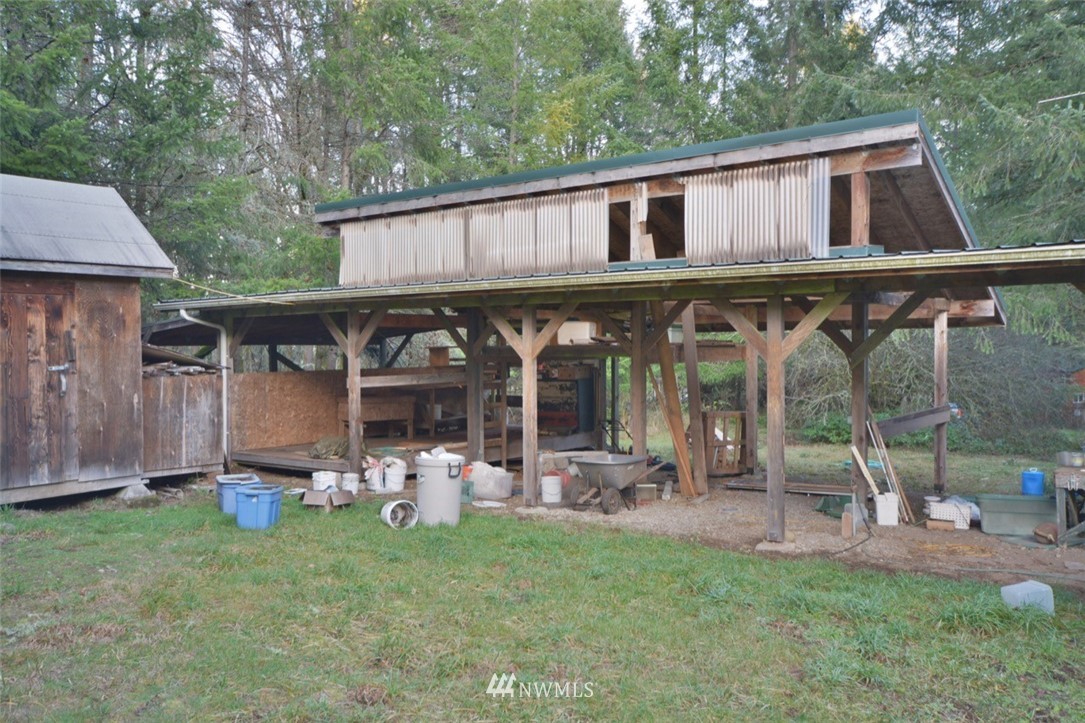 11136 Clark Road Southeast Yelm, WA 98597 - Photo 4 of 13 Gallery Image 4
