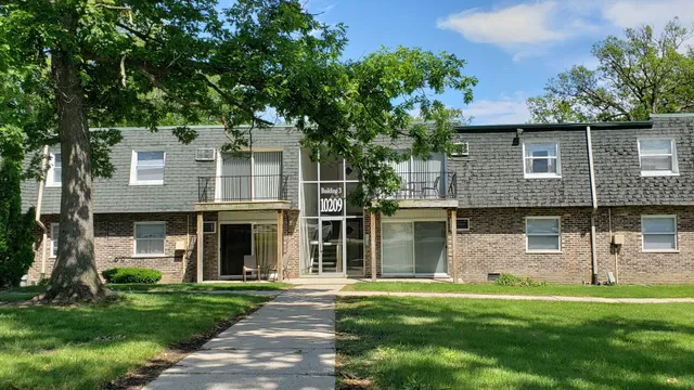 $1,550 | 10209 86th Terrace, Unit 308, Palos Hills, IL 60465