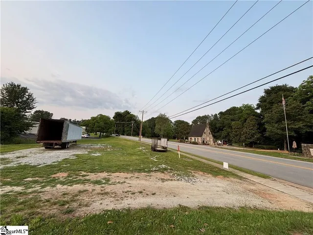 $50,000 | 1 East Main Street, Liberty, SC 29657