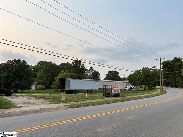 $50,000 | 1 East Main Street, Liberty, SC 29657