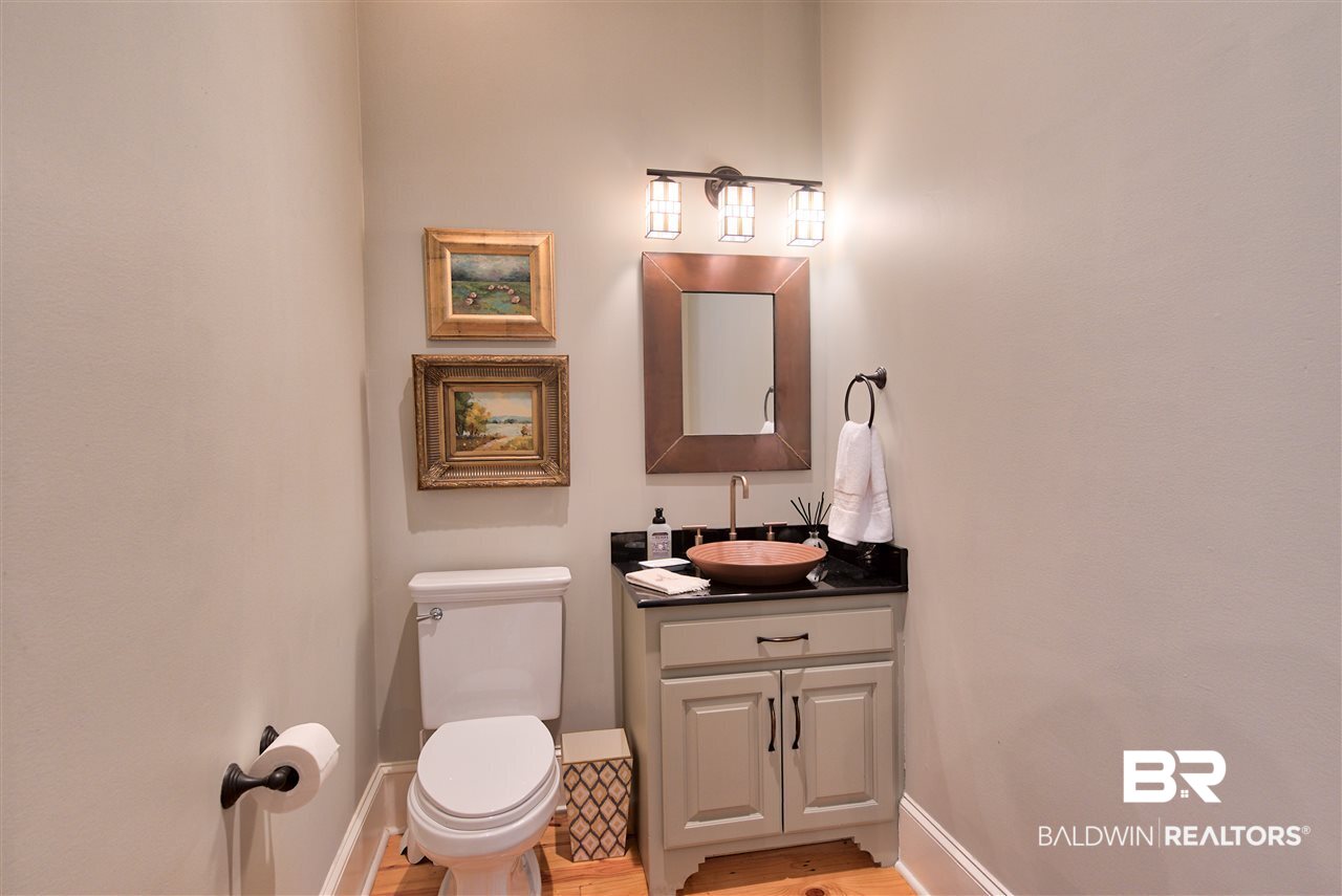 33184 Augusta Court Loxley, AL 36551 - Photo 18 of 49 Guest Bathroom