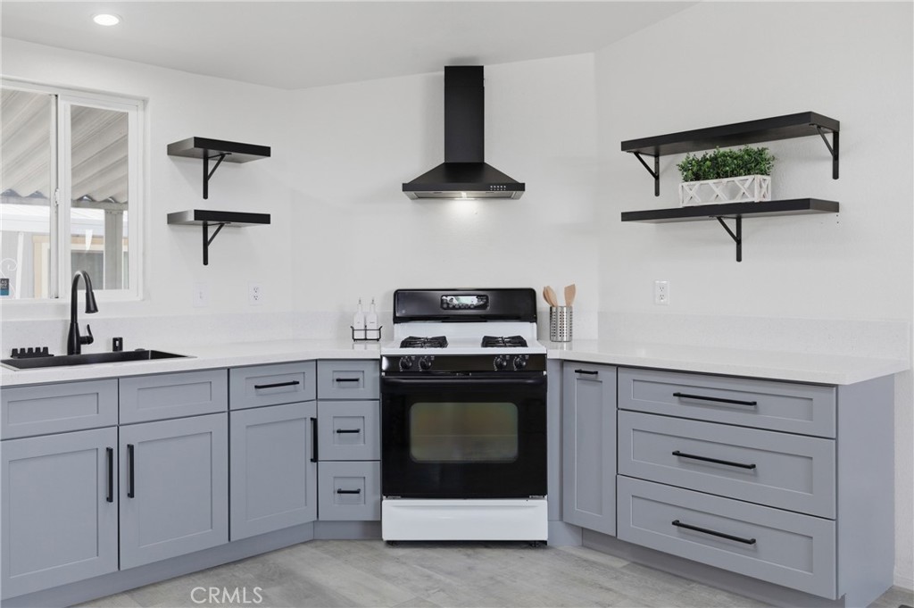 4901 Green River Road, Unit 153 Corona, CA 92878 - Photo 13 of 55