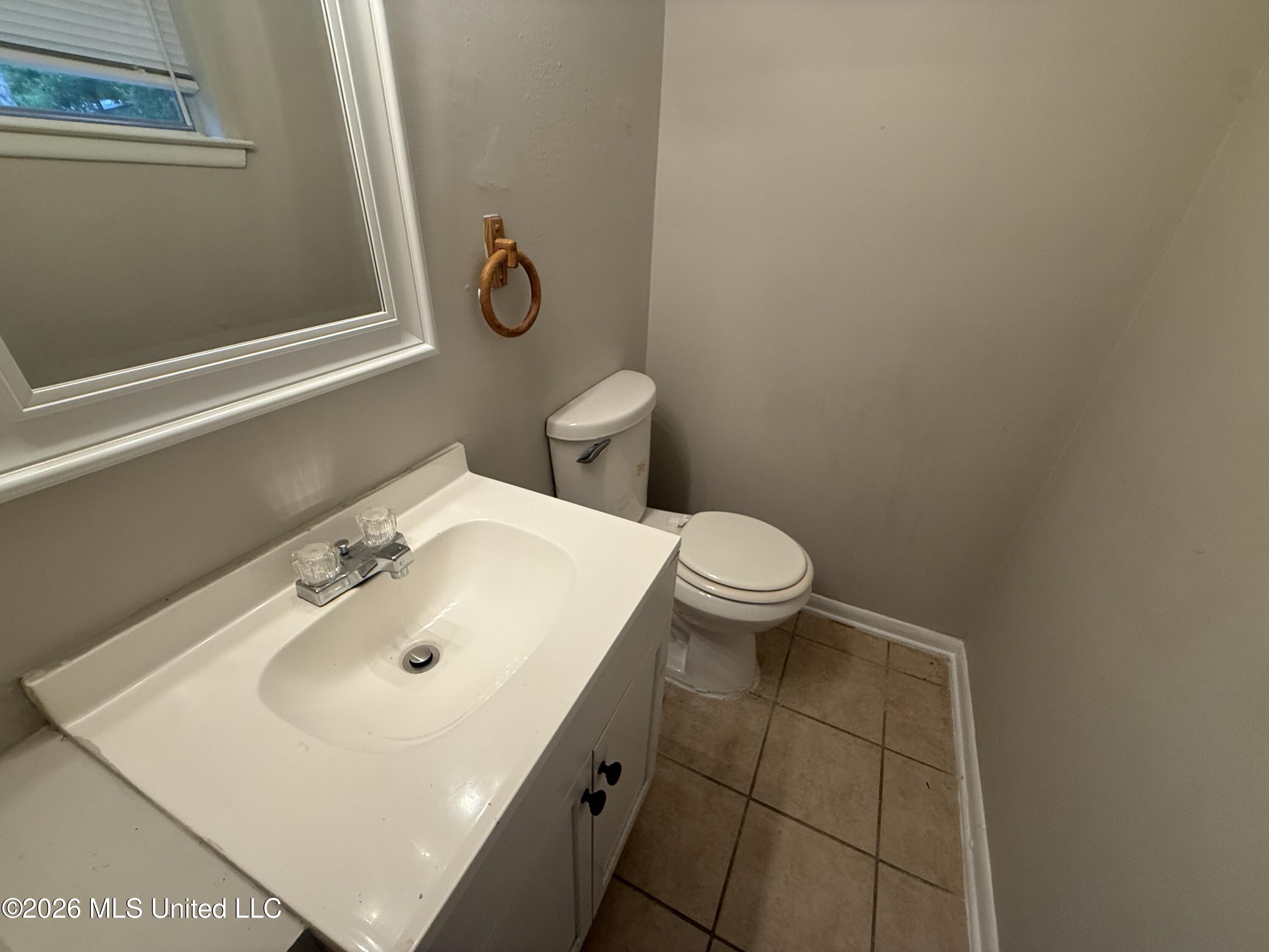 1605 Riverside Drive Gautier, MS 39553 - Photo 30 of 47 MBR bath