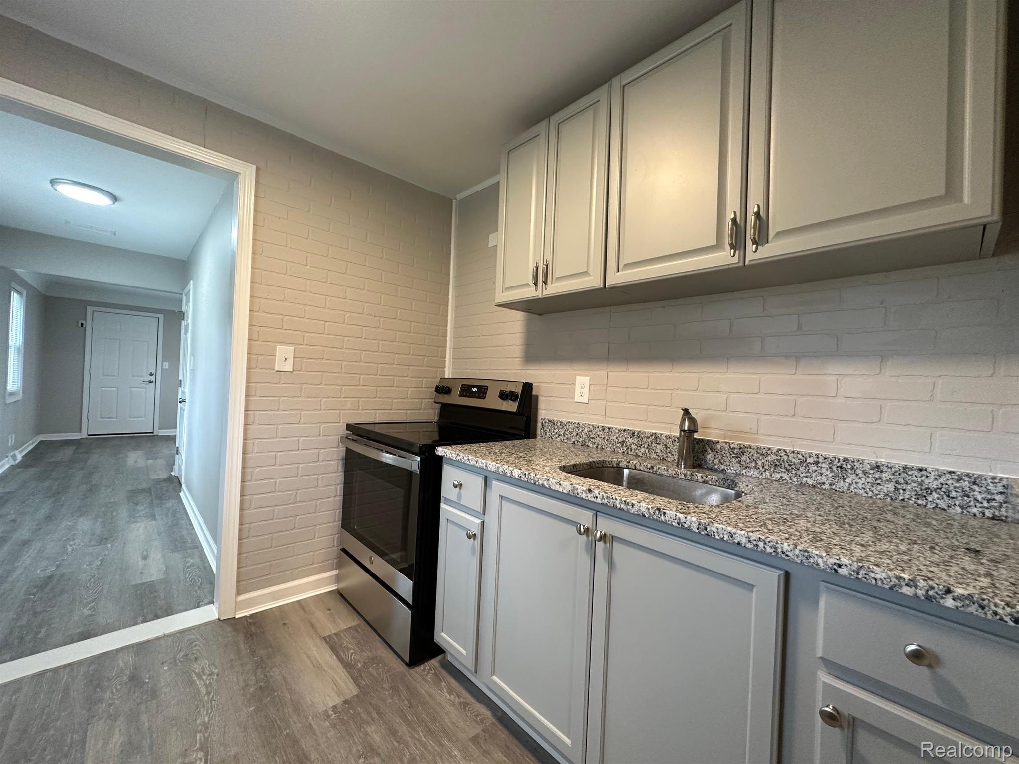 4769 Jamm Road Lake Orion, MI 48359 - Photo 12 of 28 Gallery Image 12