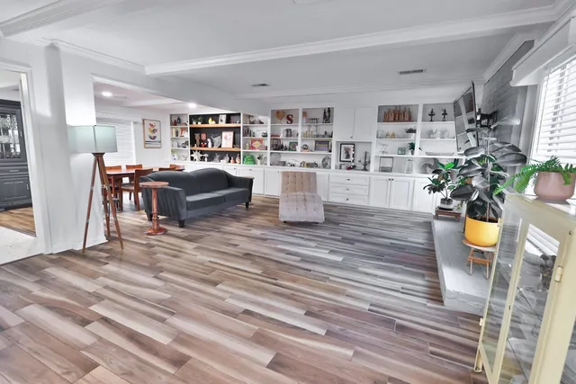 $2,900 | 16322 Southampton Drive, Spring, TX 77379