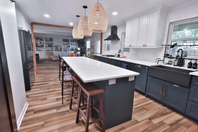 $2,900 | 16322 Southampton Drive, Spring, TX 77379