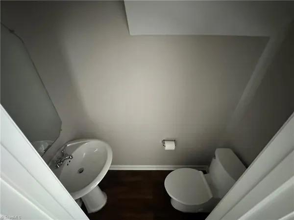 $1,925 | 1138 Waterlyn Drive, Greensboro, NC 27405