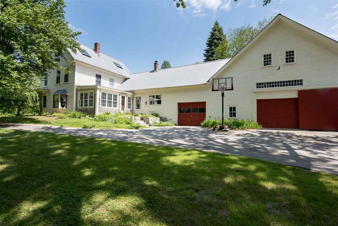 29 Gebig Road Nottingham, NH 03290 - Photo 1 of 40 Gallery Image 1