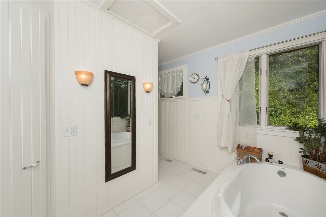 29 Gebig Road Nottingham, NH 03290 - Photo 26 of 40 Gallery Image 26