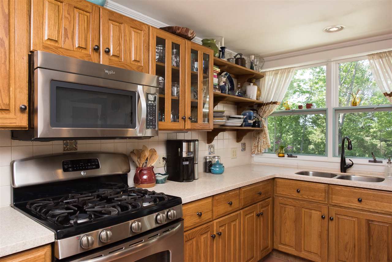 29 Gebig Road Nottingham, NH 03290 - Photo 8 of 40 Gallery Image 8