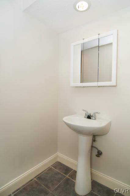 3935 Devonshire Road Bethlehem, PA 18020 - Photo 36 of 50 Gallery Image 36