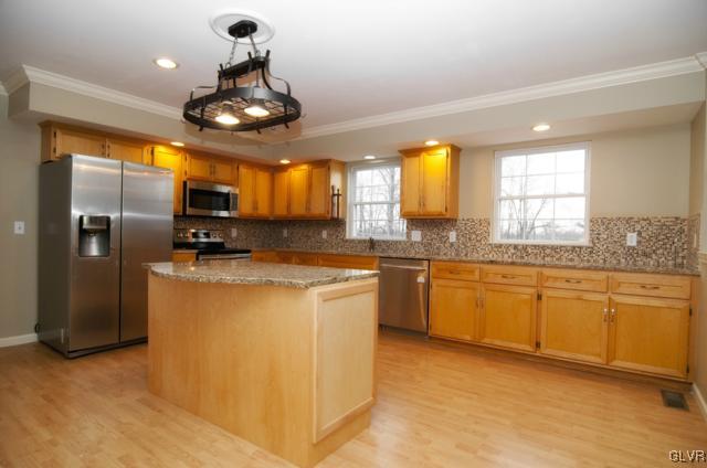 3935 Devonshire Road Bethlehem, PA 18020 - Photo 6 of 50 Gallery Image 6