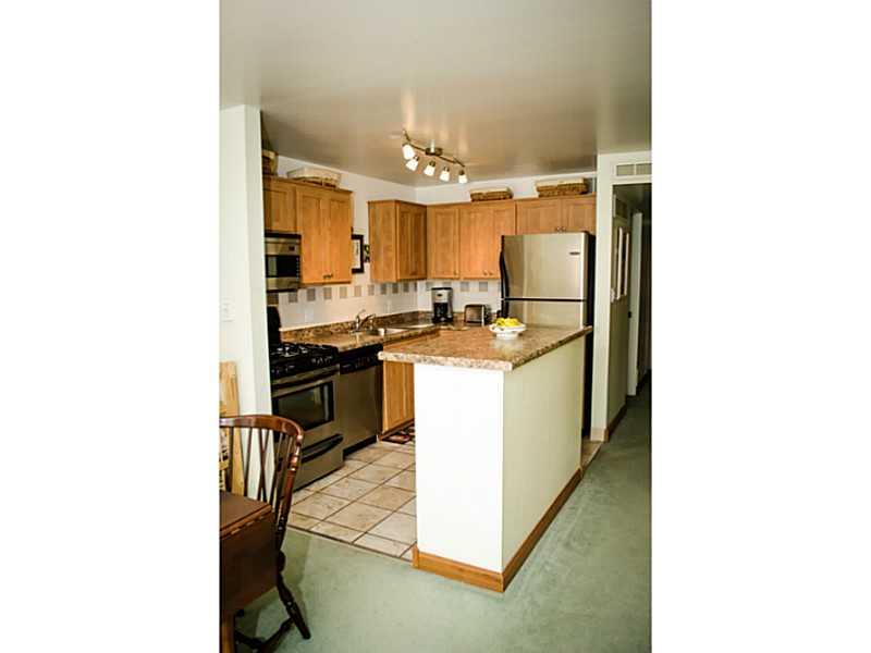 1602 Kenzie Road Pittsburgh, PA 15205 - Photo 5 of 15 Kitchen.