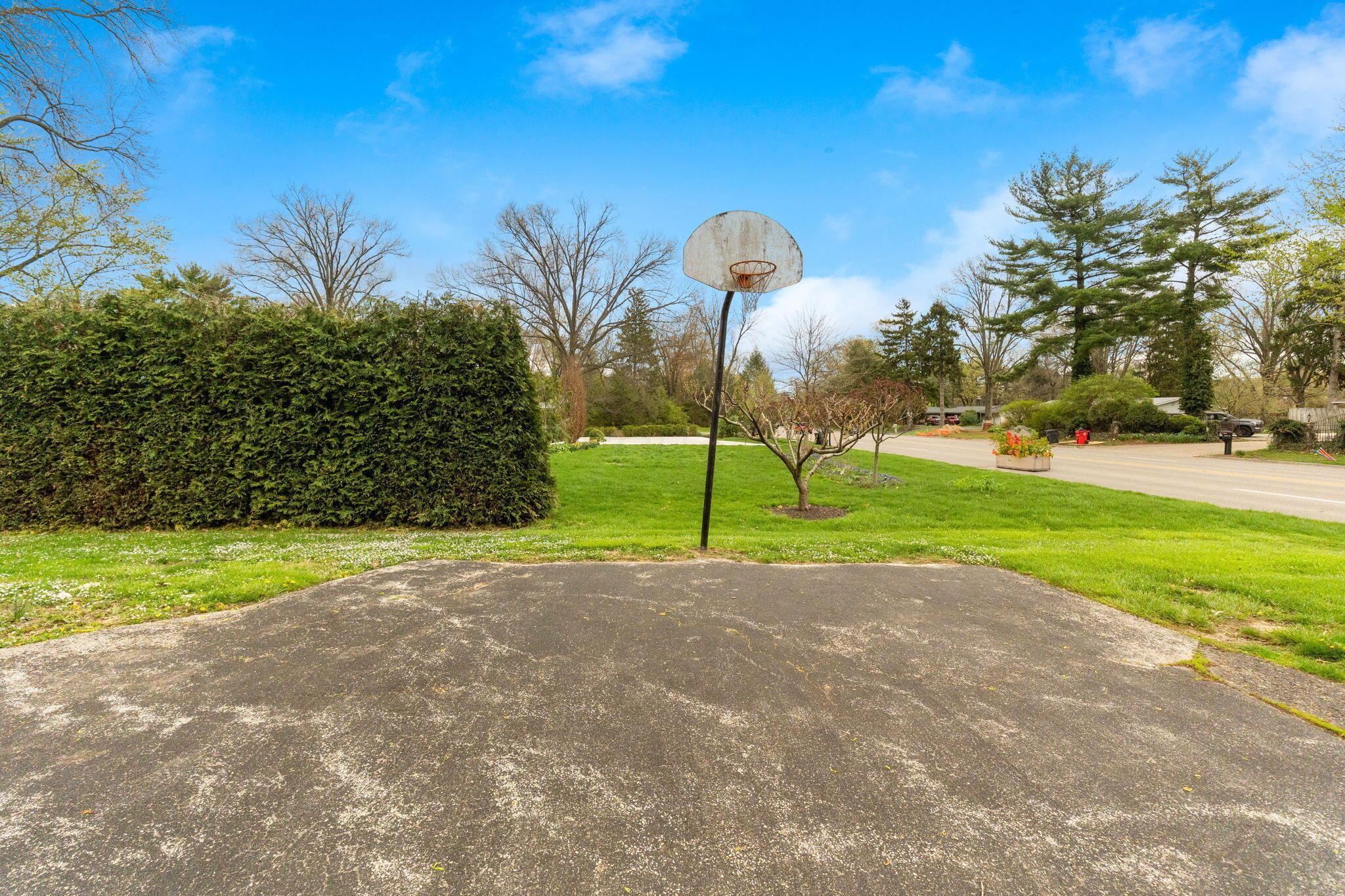 3434 Fishinger Road Columbus, OH 43221 - Photo 23 of 67 3434 Fishinger Rd (Exterior)-4