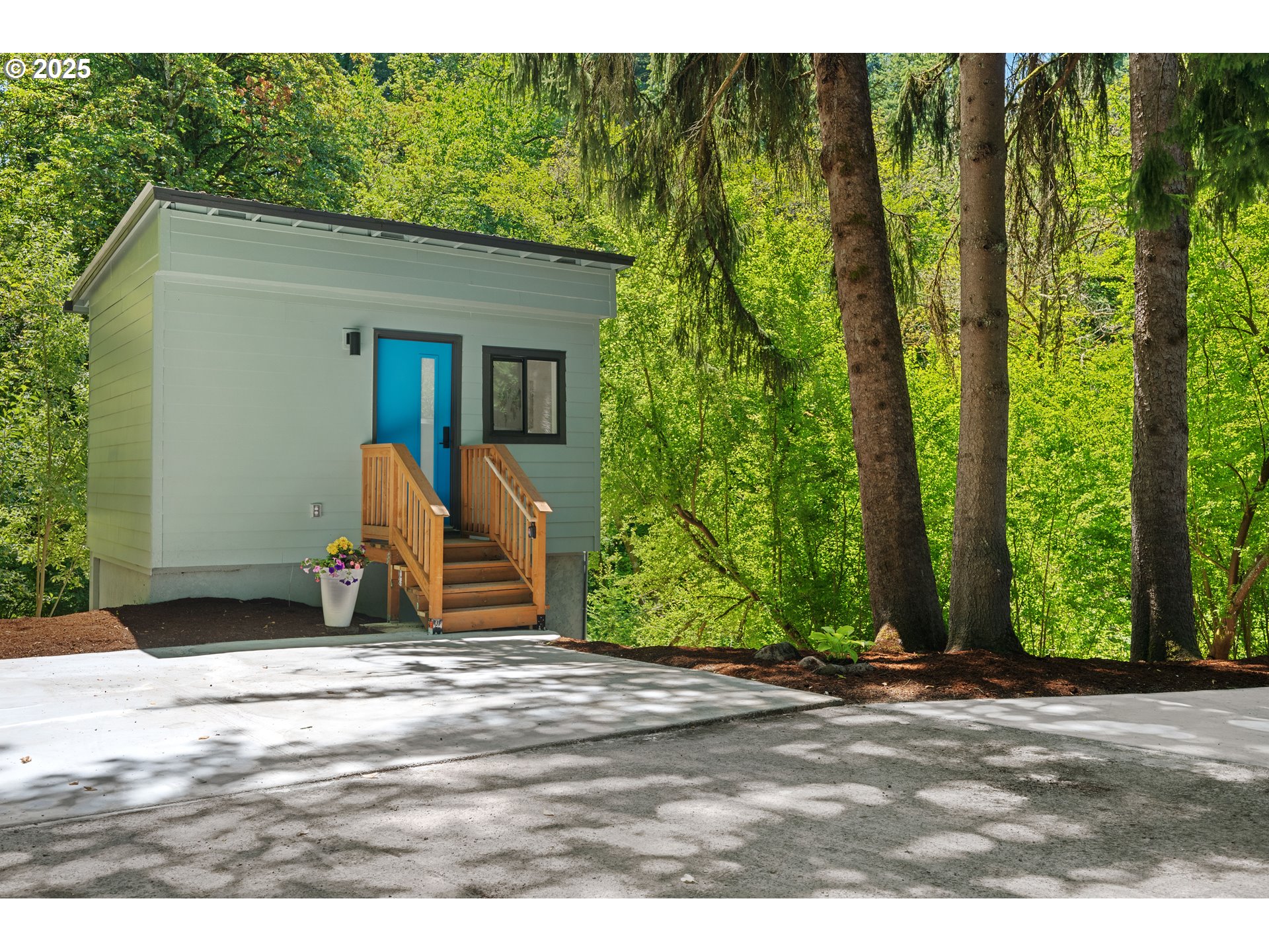 5160 Southwest Custer Street Portland, OR 97219 - Photo 39 of 45 Gallery Image 39