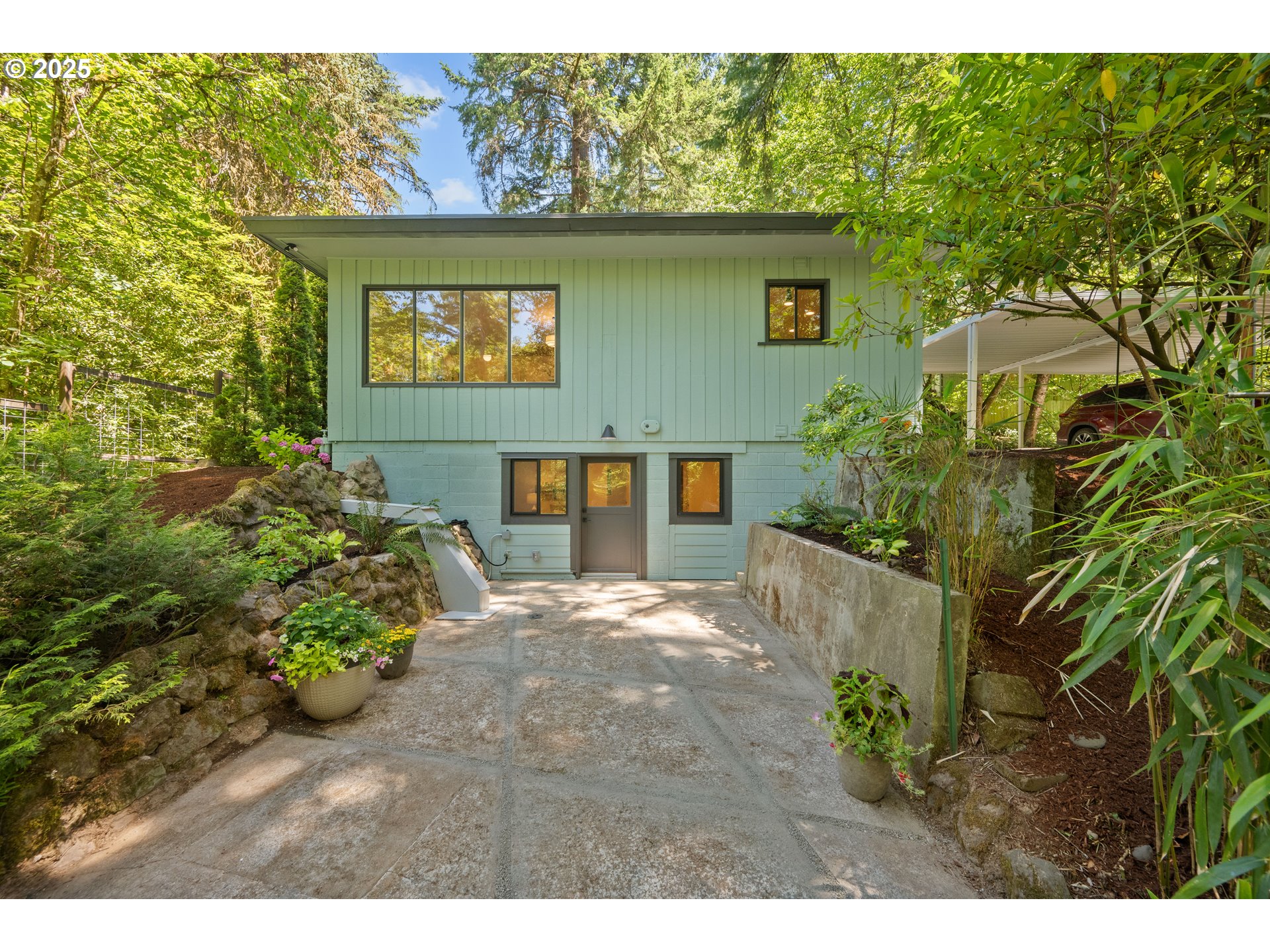 5160 Southwest Custer Street Portland, OR 97219 - Photo 42 of 45 Gallery Image 42