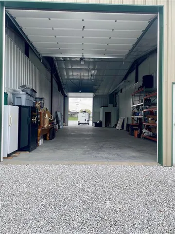 $1,299,900 | 15 Hampel Industrial Drive, Moscow Mills, MO 63362