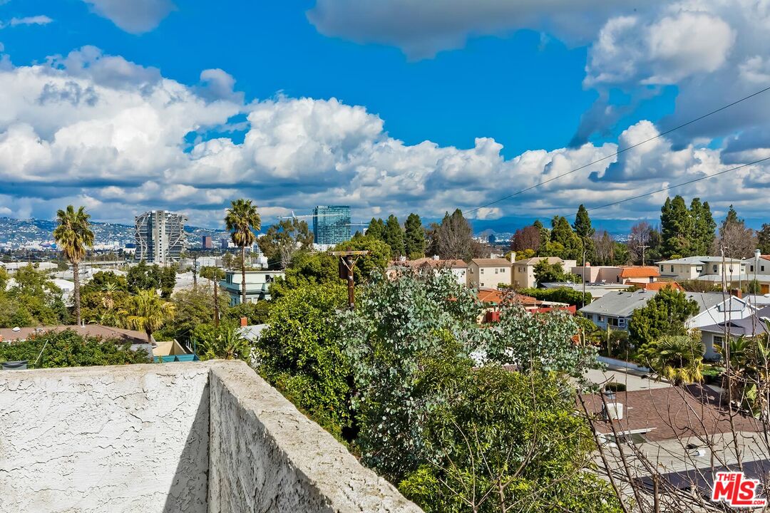 3838 Crestview Road Culver City, CA 90232 - Photo 25 of 53 a view of a city