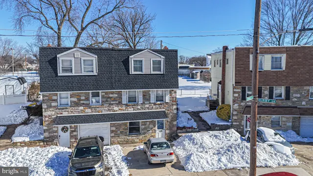 $275,000 | 3875 Ronnald Drive, Philadelphia, PA 19154