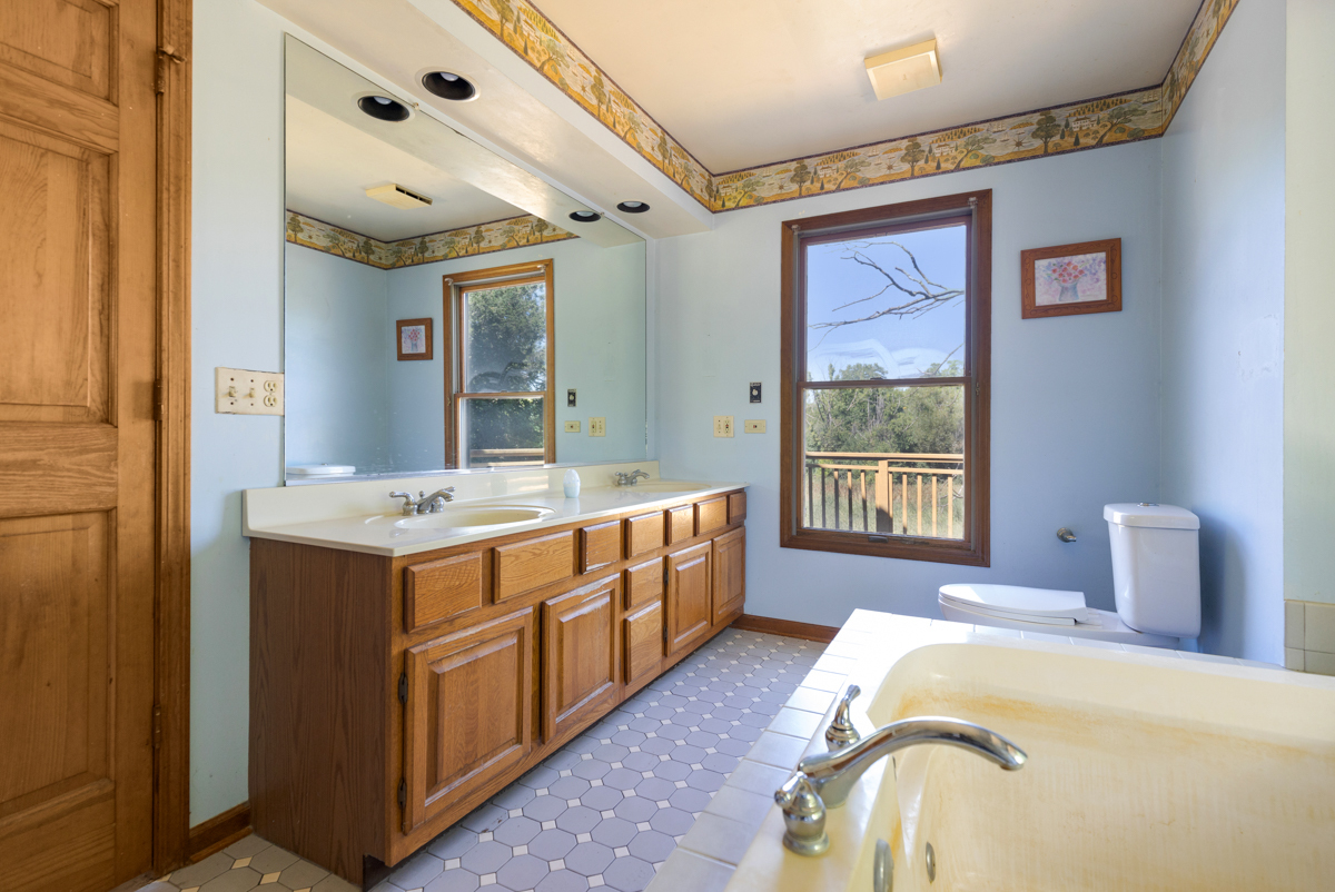 75 Sherwood Road Elgin, IL 60120 - Photo 14 of 26