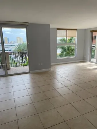 $480,000 | 2650 Southwest 37th Avenue, Unit 501, Miami, FL 33134