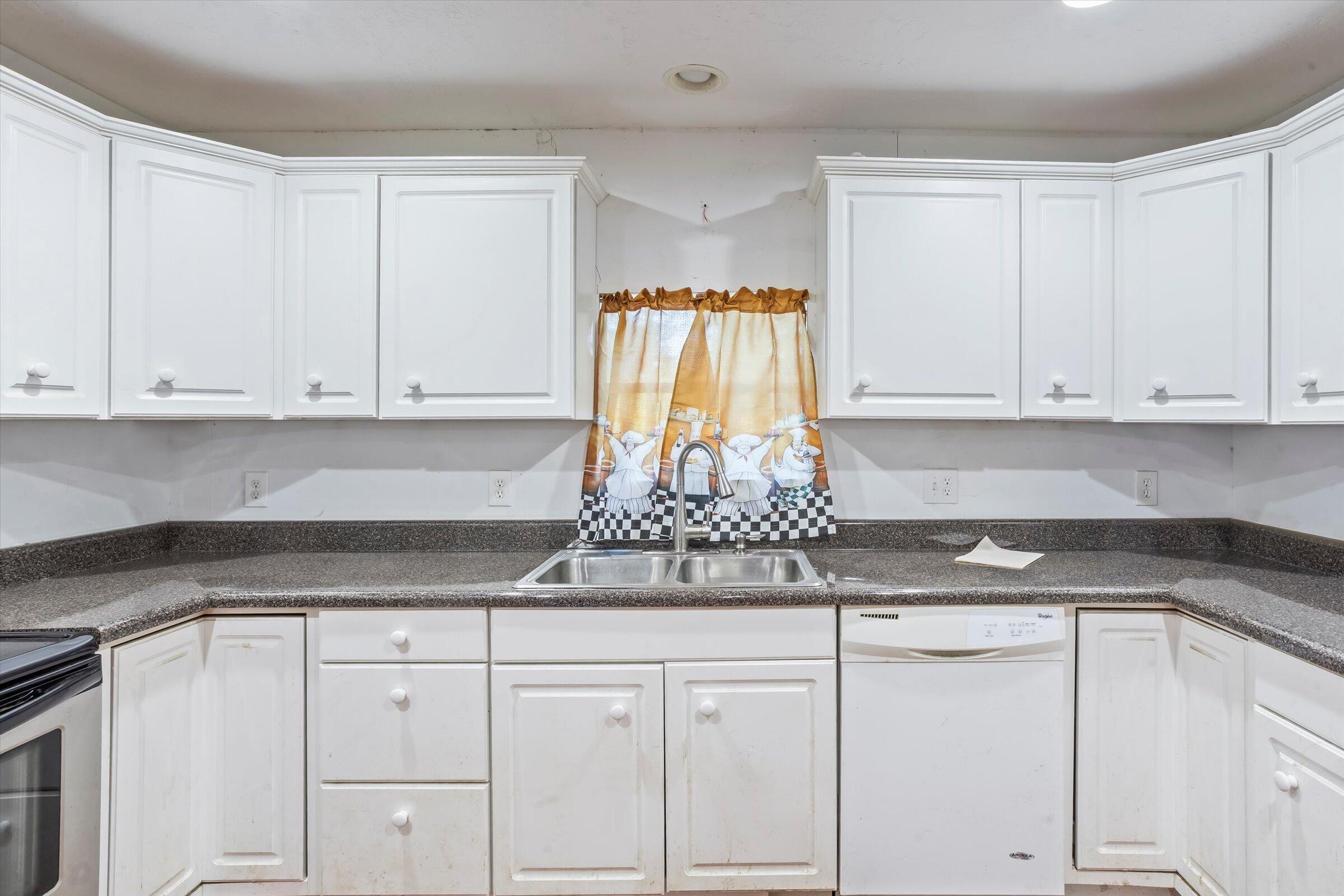 891 Rustic Oak Bend Hephzibah, GA 30815 - Photo 7 of 31 11-IMG_2138