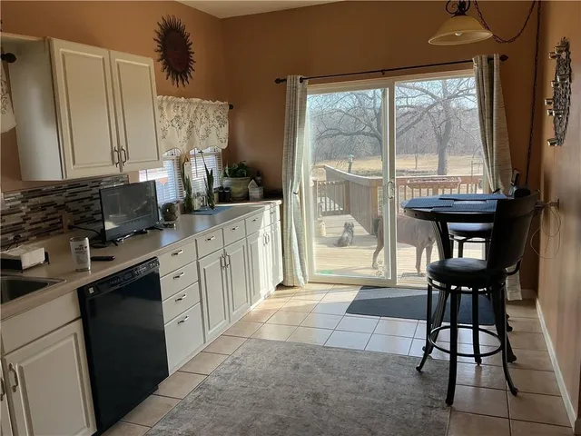 $314,900 | 3177 Florida Road, Pomona, KS 66076