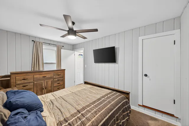 $325,000 | 1812 Carl Street, Lauderdale, MN 55113