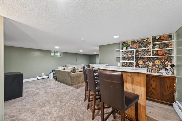 $325,000 | 1812 Carl Street, Lauderdale, MN 55113