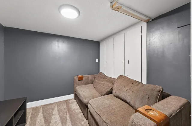 $325,000 | 1812 Carl Street, Lauderdale, MN 55113