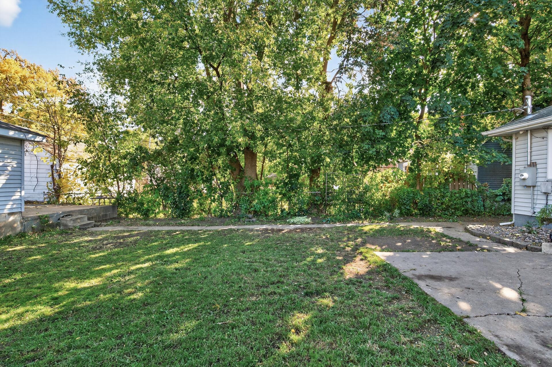 1812 Carl Street Lauderdale, MN 55113 - Photo 33 of 42