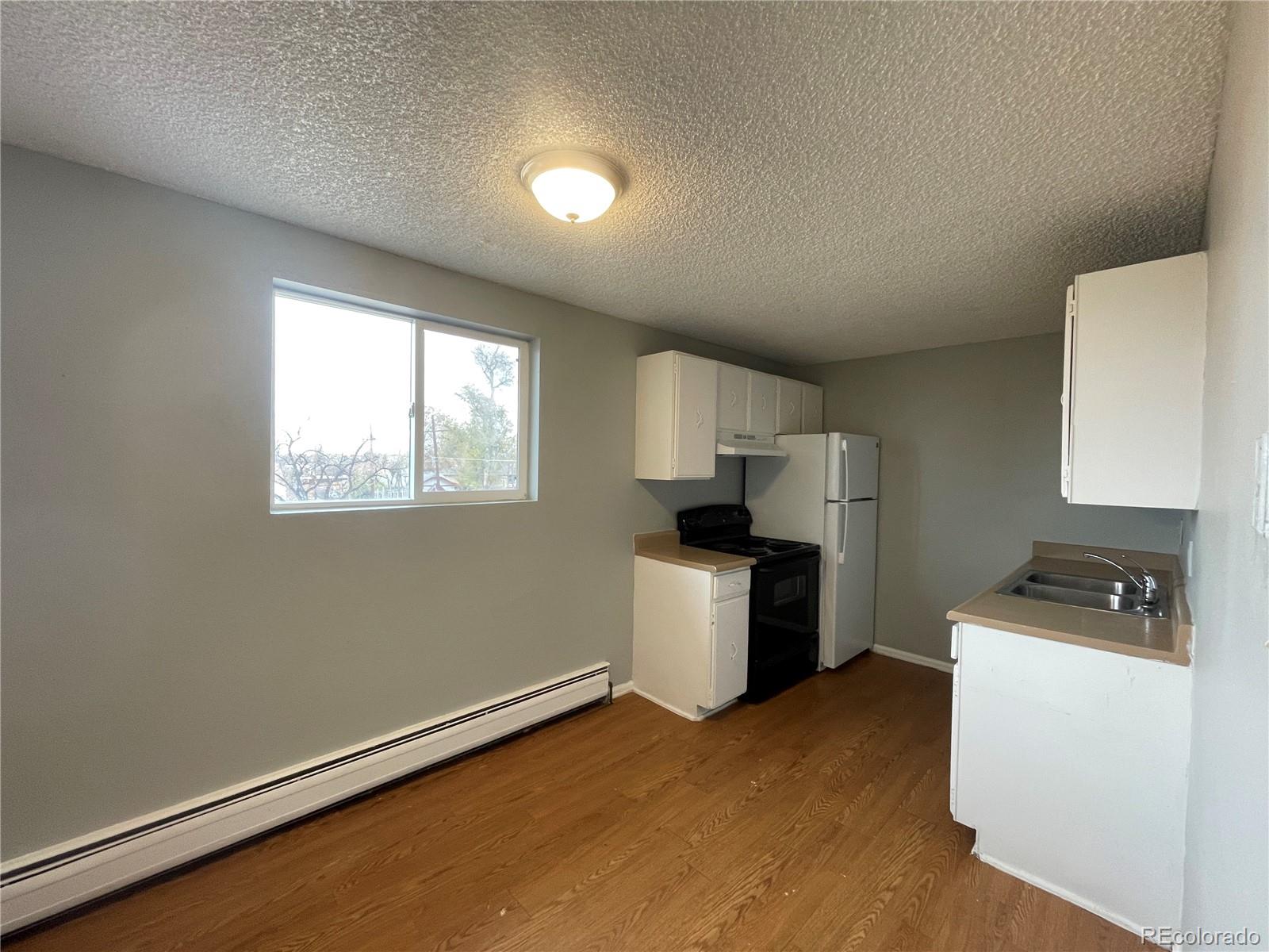 1676 Hanover Street, Unit 304 Aurora, CO 80010 - Photo 3 of 11