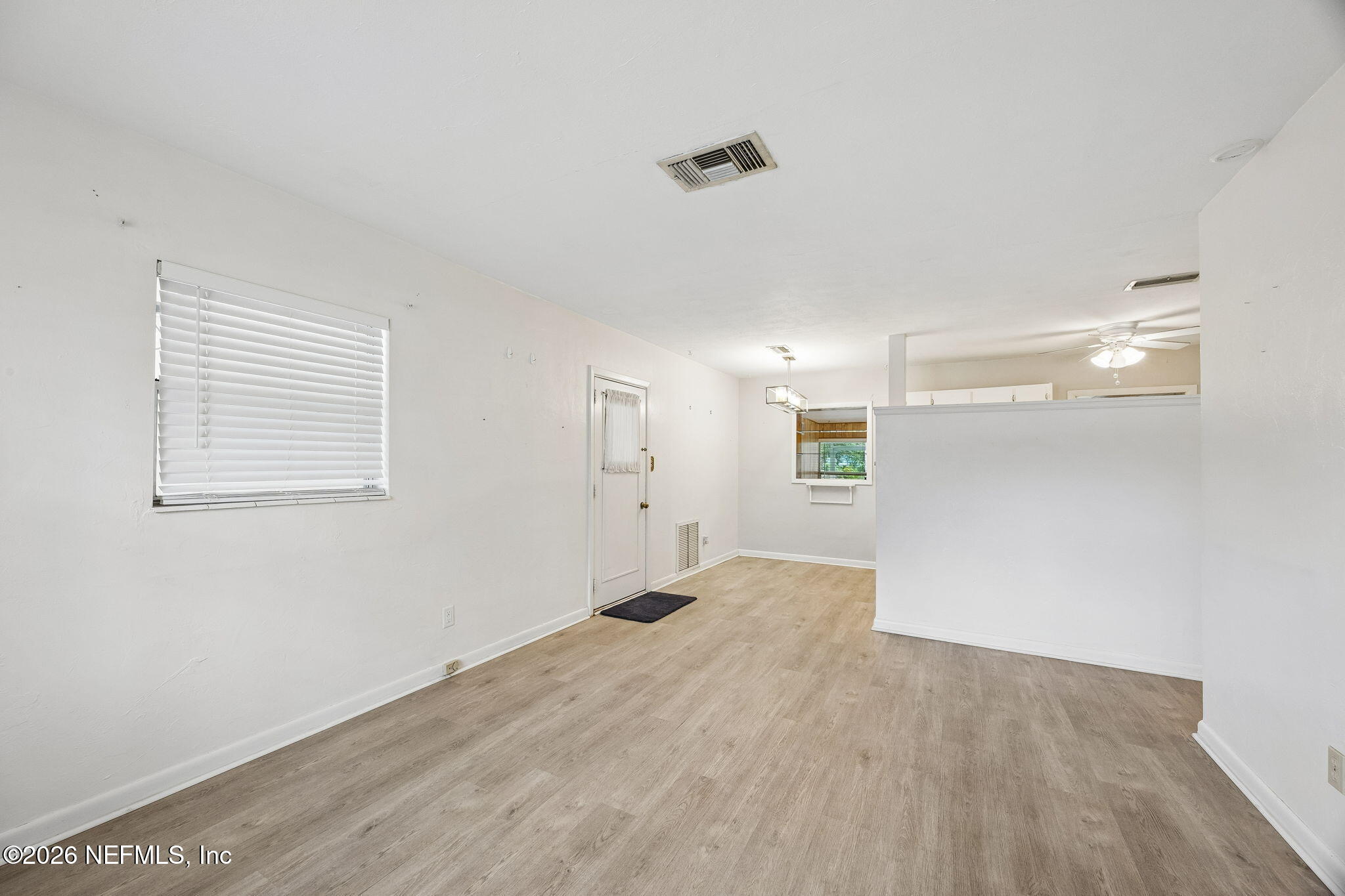 6-web-or-mls-321 Chapel Rd-6