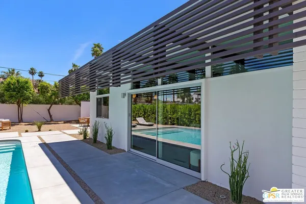 $2,495,000 | 2020 South Navajo Drive, Palm Springs, CA 92264