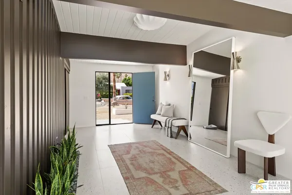 $2,495,000 | 2020 South Navajo Drive, Palm Springs, CA 92264