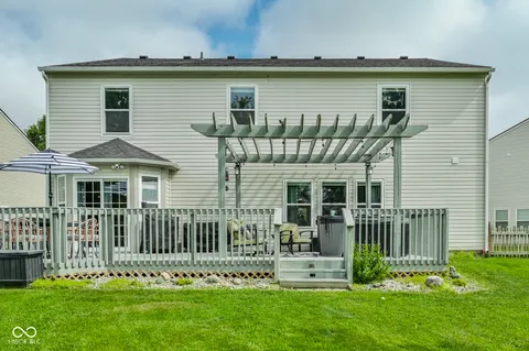 $395,000 | 863 Moate Circle, Greenwood, IN 46143